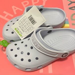 Crocs Kids Classic Clog - New, kids size J1